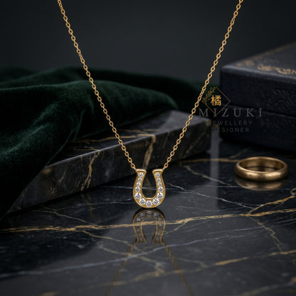TACHIBANA｜18K金幸運馬蹄天然鑽石項鍊｜0.2ct天然鑽石・Lucky Horseshoe Necklace