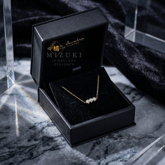 K18 三顆天然鑽石手鍊（約 0.3ct）