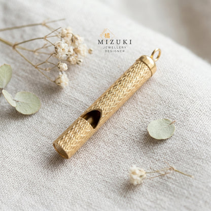 TACHIBANA｜18K 哨子造型吊墜｜可吹響立體設計｜Whistle Pendant