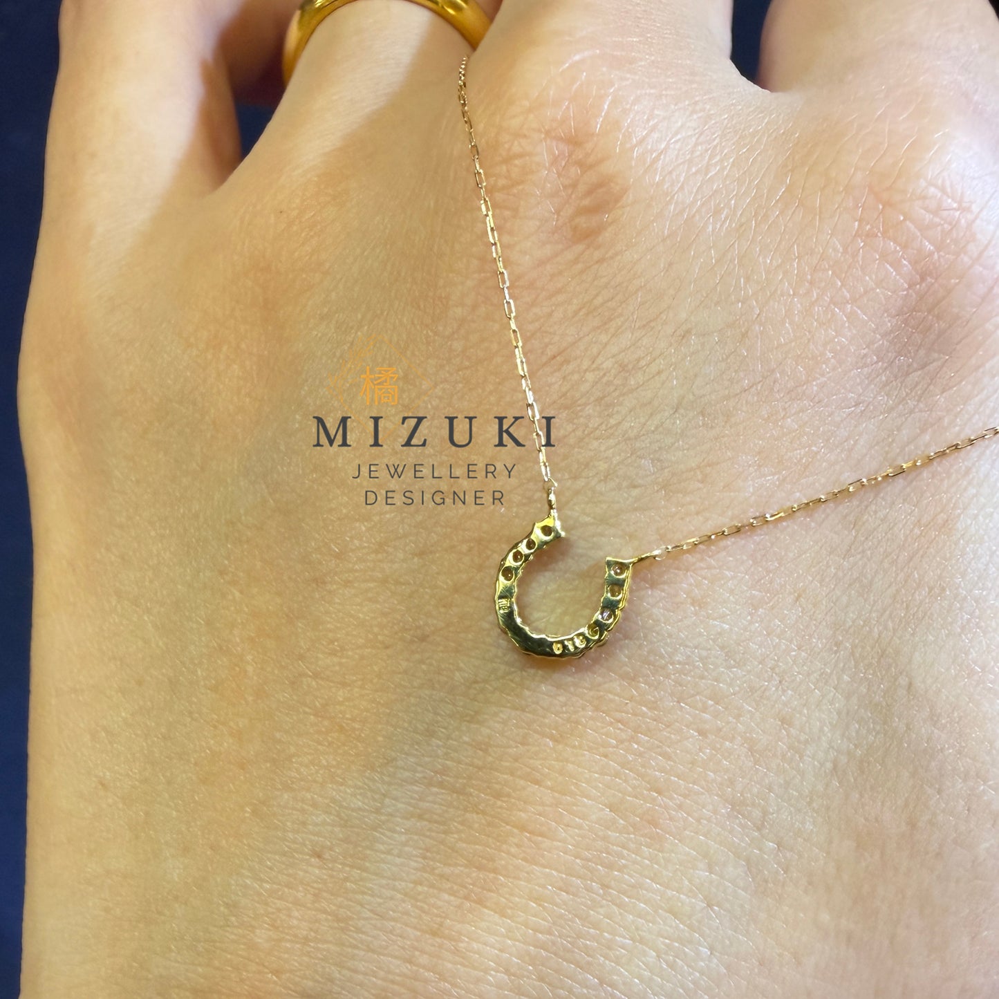 TACHIBANA｜18K 黃金 0.10ct 幸運馬蹄天然鑽石項鍊｜Horseshoe Diamond Necklace