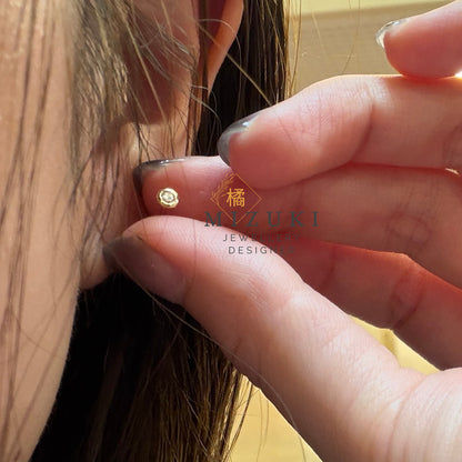 TACHIBANA｜18K 黃金 0.08ct 天然鑽石耳釘｜Bezel Diamond Stud Earrings