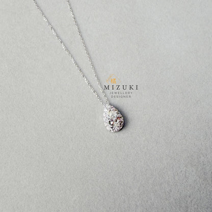 TACHIBANA｜PT950 梨形鑽石光圈項鍊｜Pear Halo Diamond Necklace