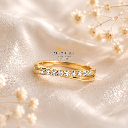 TACHIBANA｜18K 黃金 0.10ct 交錯鋪鑽戒指｜Crossed Pavé Diamond Ring